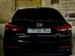 Hyundai Elantra-8