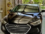 Hyundai Elantra-9