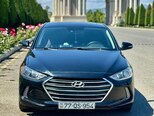 Hyundai Elantra-1
