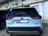Toyota RAV4-6