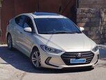 Hyundai Elantra-6