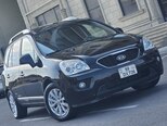Kia Carens-1