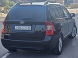 Kia Carens-11