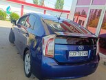 Toyota Prius-4
