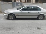 BMW 528-2