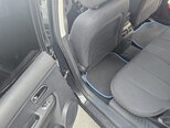 Kia Carens-15
