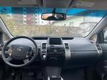 Toyota Prius-6