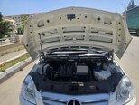 Mercedes B 180-4