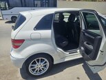 Mercedes B 180-6
