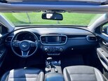 Kia Sorento-11