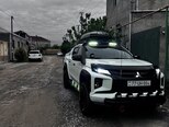 Mitsubishi L200-6