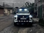 Mitsubishi L200-5