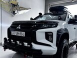 Mitsubishi L200-8