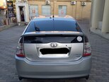Toyota Prius-2