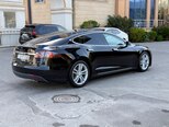 Tesla Model S-7