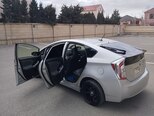 Toyota Prius-8