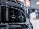 Infiniti QX80-13