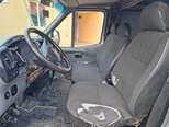 Ford Transit-8