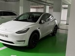 Tesla Model Y-12