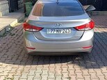 Hyundai Elantra-3
