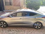 Hyundai Elantra-4