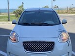Nissan March-2