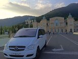 Mercedes Viano-8