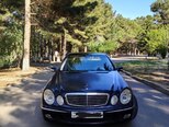 Mercedes E 240-1