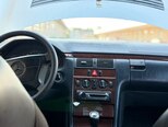 Mercedes E 220-6