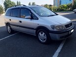 Opel Zafira-4