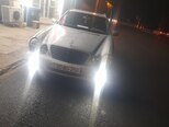 Mercedes E 270-8