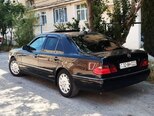 Mercedes E 280 4MATIC-3