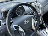 Hyundai Elantra-12