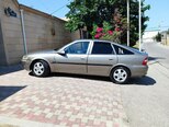 Opel Vectra-3