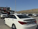 Hyundai Sonata-4