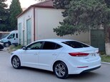 Hyundai Elantra-7