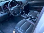 Hyundai Elantra-12