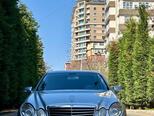Mercedes E 220-2