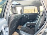 Toyota RAV4-15