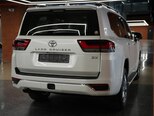Toyota Land Cruiser-11