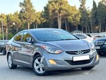 Hyundai Elantra-1