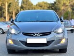 Hyundai Elantra-2