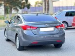 Hyundai Elantra-10