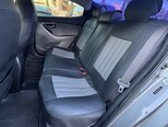 Hyundai Elantra-15