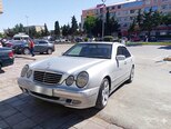 Mercedes E 300-2