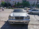 Mercedes E 300-1