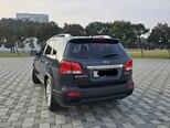 Kia Sorento-5