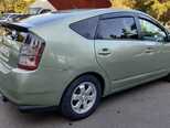 Toyota Prius-5
