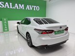 Toyota Camry-6