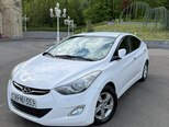 Hyundai Elantra-2